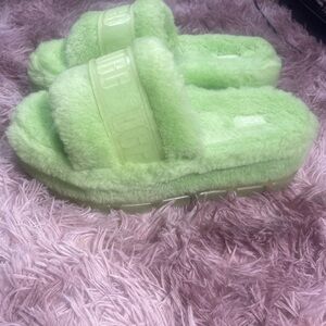 UGG Platform Slide lemon green size 8